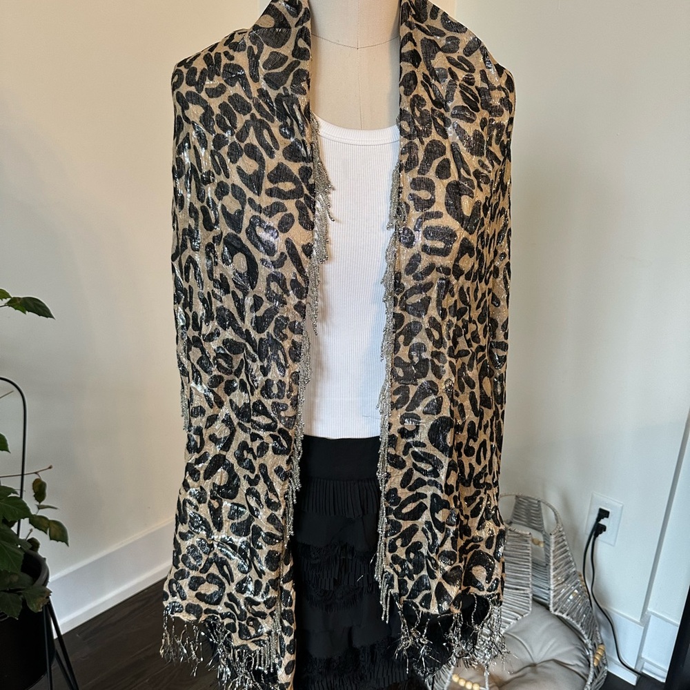 Leopard Print Fringed Scarf